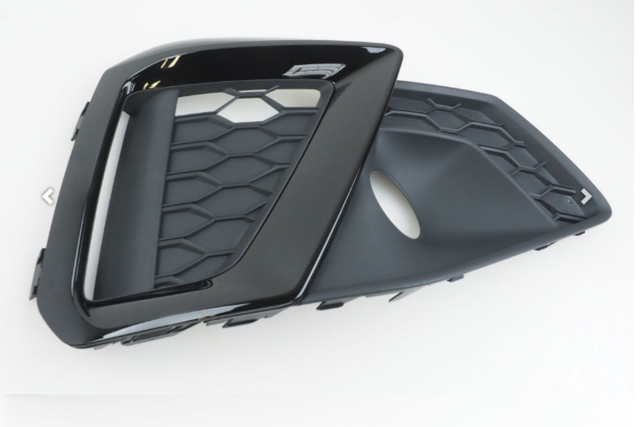 ცხაურა ღია მარჯვენა AUDI S4 2020-2025