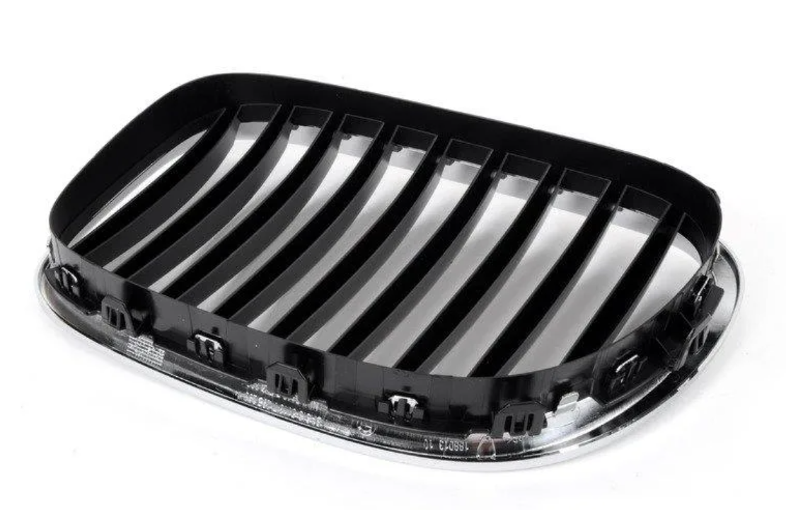 ბადე მარჯვენა - BMW 7 S F02 2012-2015 ბადე მარჯვენა - BMW 7 S F02 2012-2015